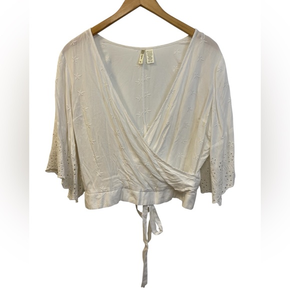 Japna Top Women XL White Eyelet Wrap Cropped Tie Back V Neck Peasant Cottagecore - Picture 9 of 9